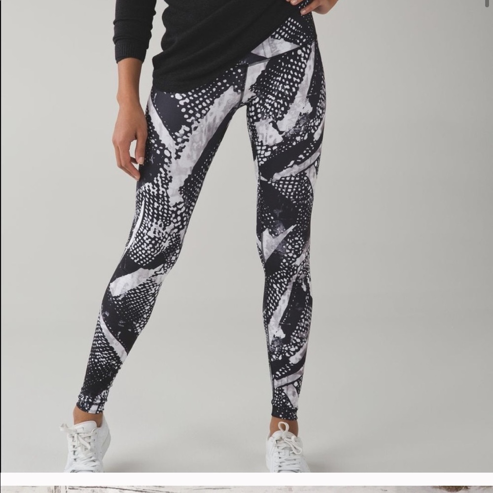 Lululemon static mist wunder unders!!